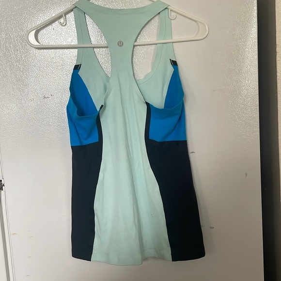 Lululemon Women's Racerback Tank Top - Blue and Black No Size Tag - Picture 3 of 3